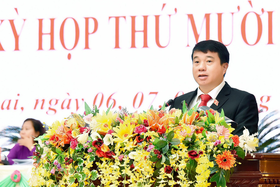 Ông Y Thanh Hà Niê Kđăm-Ủy viên Ban Chấp hành Trung ương Đảng, Ủy viên Ủy ban Thường vụ Quốc hội, Chủ tịch Hội đồng Dân tộc của Quốc hội thay mặt Ủy ban Thường vụ Quốc hội phát biểu chỉ đạo tại kỳ họp. Ảnh: Đức Thụy Ông Y Thanh Hà Niê Kđăm-Ủy viên Ban Chấp hành Trung ương Đảng, Ủy viên Ủy ban Thường vụ Quốc hội, Chủ tịch Hội đồng Dân tộc của Quốc hội thay mặt Ủy ban Thường vụ Quốc hội phát biểu chỉ đạo tại kỳ họp. Ảnh: Đức Thụy