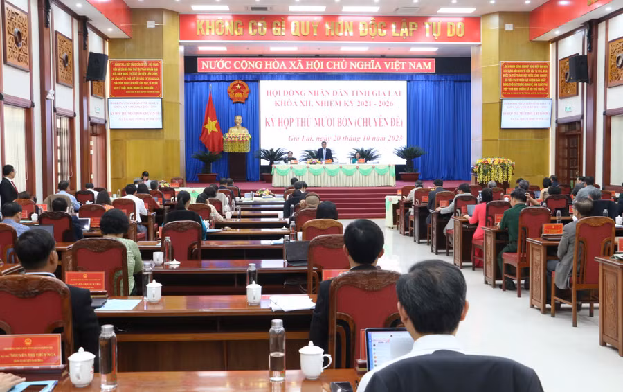 Quang cảnh kỳ họp. Ảnh: Quang Tấn