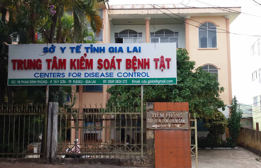 Trụ sở CDC Gia Lai đã xuống cấp, trang thiết bị không đáp ứng nhu cầu chuyên môn. Ảnh: Quang Tấn Trụ sở CDC Gia Lai đã xuống cấp, trang thiết bị không đáp ứng nhu cầu chuyên môn. Ảnh: Quang Tấn