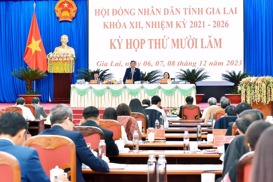 Quang cảnh kỳ họp thứ 15. Ảnh: Đức Thụy