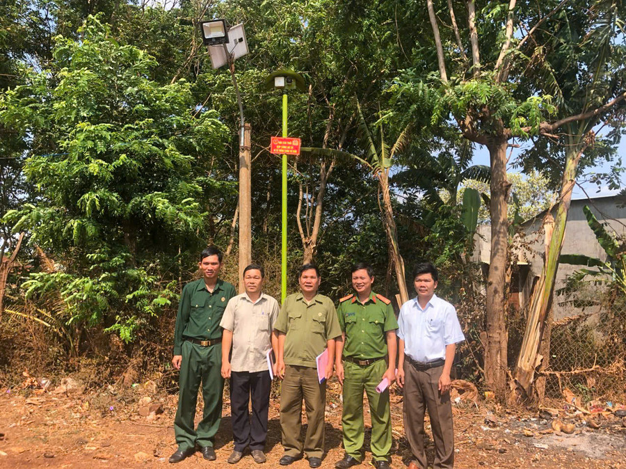 Mô hình "Ánh sáng camera và tiếng kẻng an ninh" tại xã Ia Phang góp phần giữ gìn sự bình yên cho các thôn, làng trên địa bàn. Ảnh: Hà Chi Mô hình "Ánh sáng camera và tiếng kẻng an ninh" tại xã Ia Phang góp phần giữ gìn sự bình yên cho các thôn, làng trên địa bàn. Ảnh: Hà Chi
