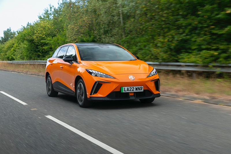 Với cấu hình kết hợp độc đáo, MG4-EV trở thành cú hích cho thị trường xe điện tại thị trường Việt Nam. Ảnh: ST.