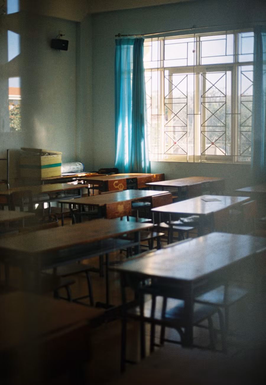 Giá film và các dịch vụ liên quan đến ảnh film tăng, đồng nghĩa với việc một lần bấm máy là một lần người chụp phải đắn đo, suy nghĩ. Ảnh: NVCC Giá film và các dịch vụ liên quan đến ảnh film tăng, đồng nghĩa với việc một lần bấm máy là một lần người chụp phải đắn đo, suy nghĩ. Ảnh: NVCC