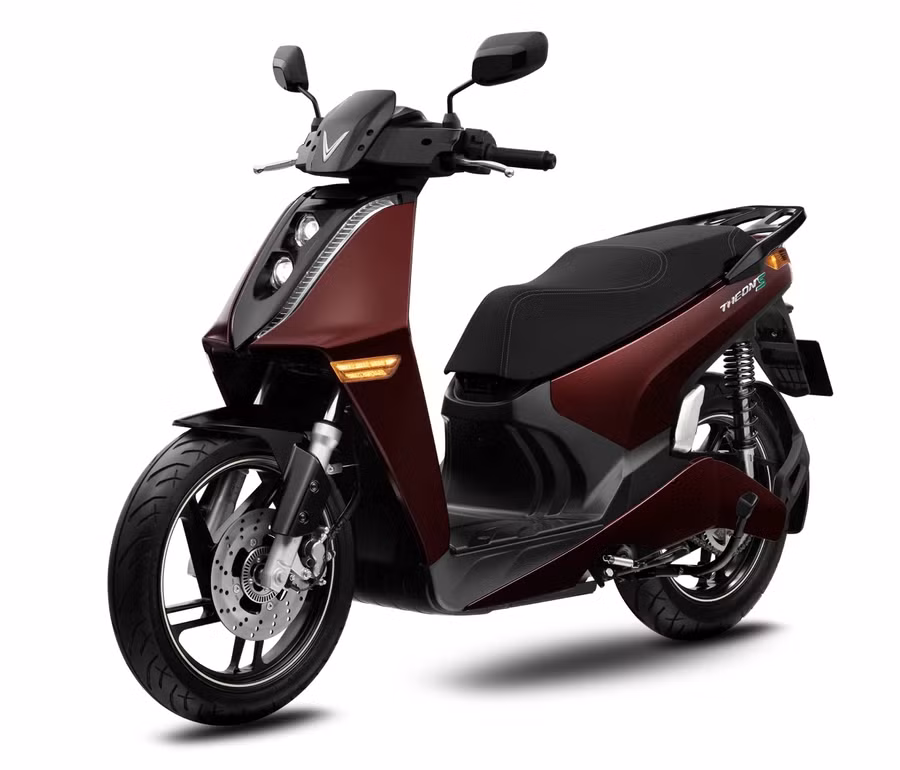 Theon S màu đỏ. (Nguồn: Vinfast)