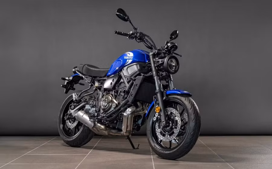 Yamaha XSR 700 màu xanh. (Nguồn: Yamaha)