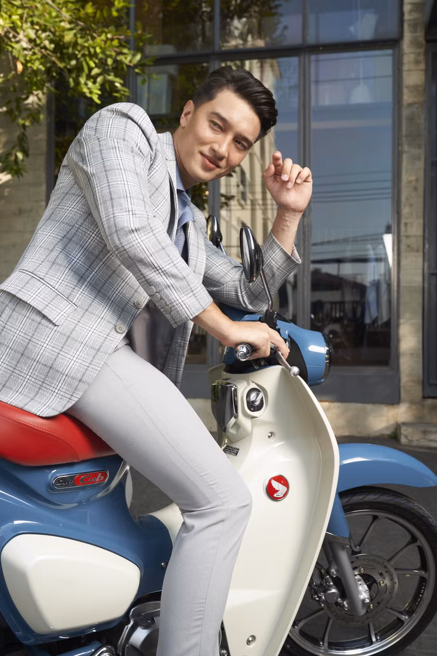 Honda Super Cub C125 2024 màu xanh dương (Nguồn: Honda)