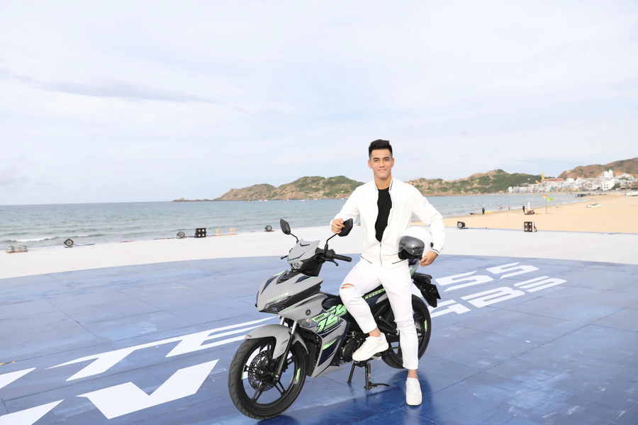 Yamaha Exciter màu xám - xanh. Nguồn: yamaha Yamaha Exciter màu xám - xanh. Nguồn: yamaha