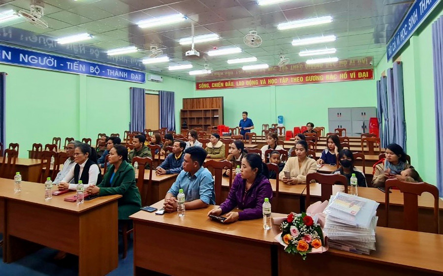 Các học viên dự buổi khai giảng. Ảnh: Nhật Hào Các học viên dự buổi khai giảng. Ảnh: Nhật Hào