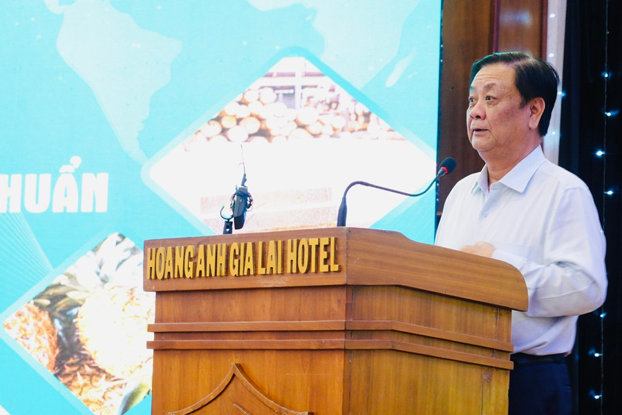 Bộ trưởng Bộ Nông nghiệp và PTNT Lê Minh Hoan phát biểu tại Hội nghị. Ảnh: Nhật Hào Bộ trưởng Bộ Nông nghiệp và PTNT Lê Minh Hoan phát biểu tại Hội nghị. Ảnh: Nhật Hào