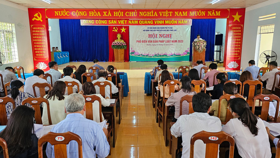 Quang cảnh buổi tập huấn. Ảnh: Hồng Thương.