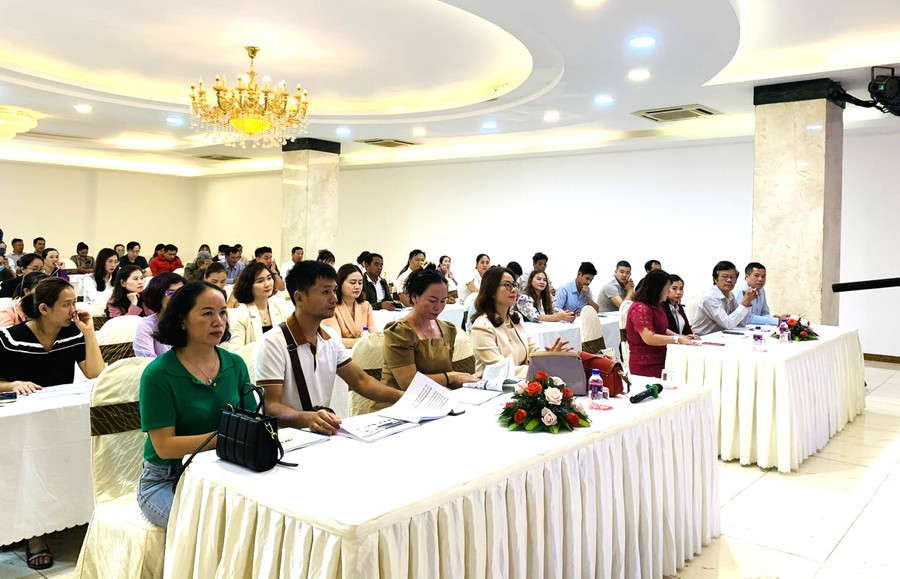 Các đại biểu tham gia buổi tập huấn. Ảnh: Nhật Hào Các đại biểu tham gia buổi tập huấn. Ảnh: Nhật Hào