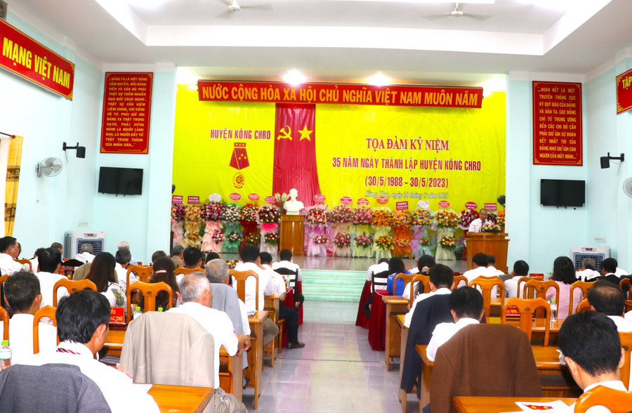 Quang cảnh buổi tọa đàm. Ảnh: Ngọc Minh Quang cảnh buổi tọa đàm. Ảnh: Ngọc Minh