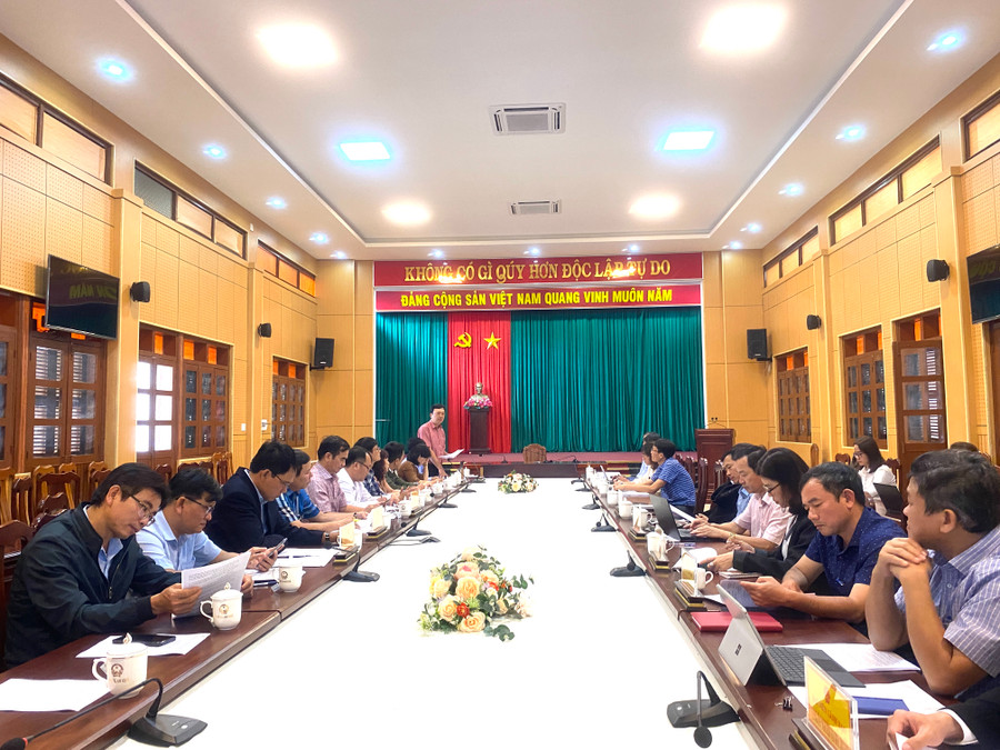 Quang cảnh buổi làm việc. Ảnh: Ngọc Minh Quang cảnh buổi làm việc. Ảnh: Ngọc Minh