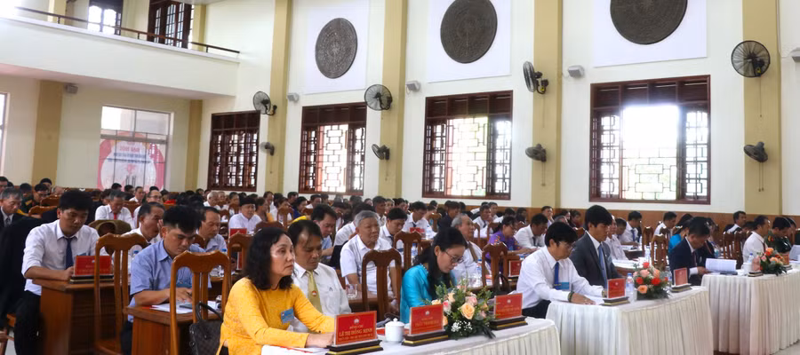 Các đại biểu dự Đại hội đại biểu Mặt trận Tổ quốc Việt Nam thị xã An Khê khóa XIII. Ảnh: Ngọc Minh