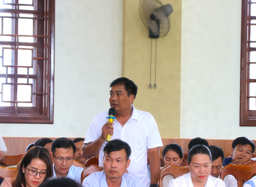 Đại biểu tham gia ý kiến tại hội nghị. Ảnh: Ngọc Minh