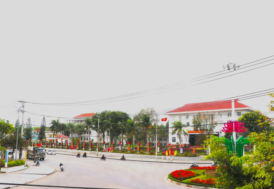 Bộ mặt đô thị thị xã An Khê ngày càng khang trang đổi mới, văn minh. Ảnh: Ngọc Minh Bộ mặt đô thị thị xã An Khê ngày càng khang trang đổi mới, văn minh. Ảnh: Ngọc Minh