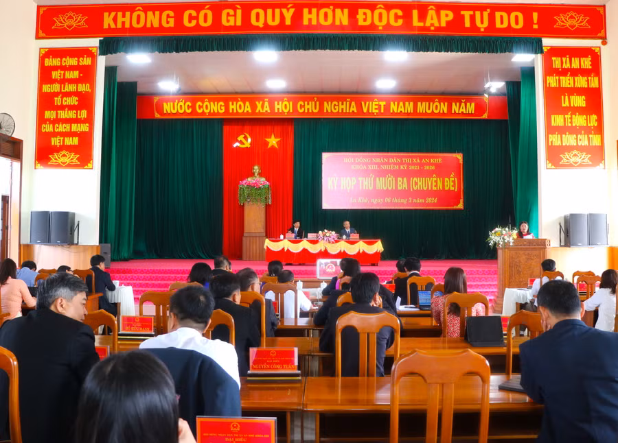 Quang cảnh kỳ họp. Ảnh: Ngọc Minh