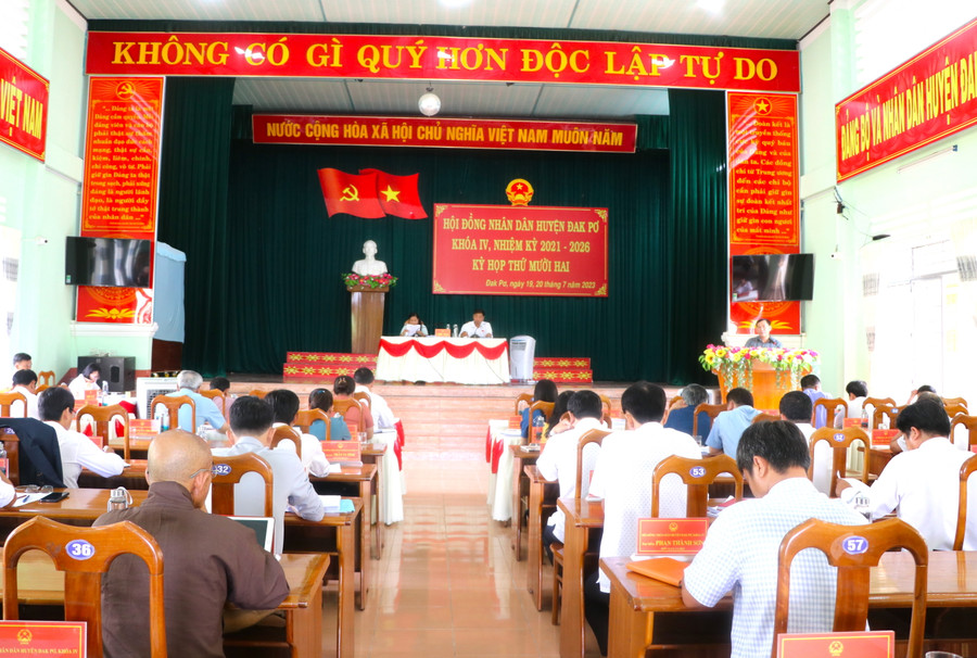 Quang cảnh kỳ họp. Ảnh: Ngọc Minh Quang cảnh kỳ họp. Ảnh: Ngọc Minh