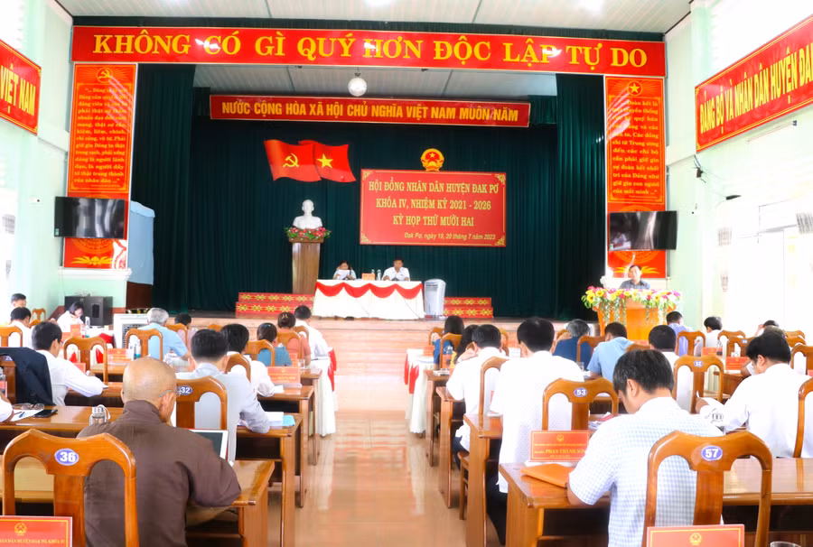 Quang cảnh kỳ họp. Ảnh: Ngọc Minh