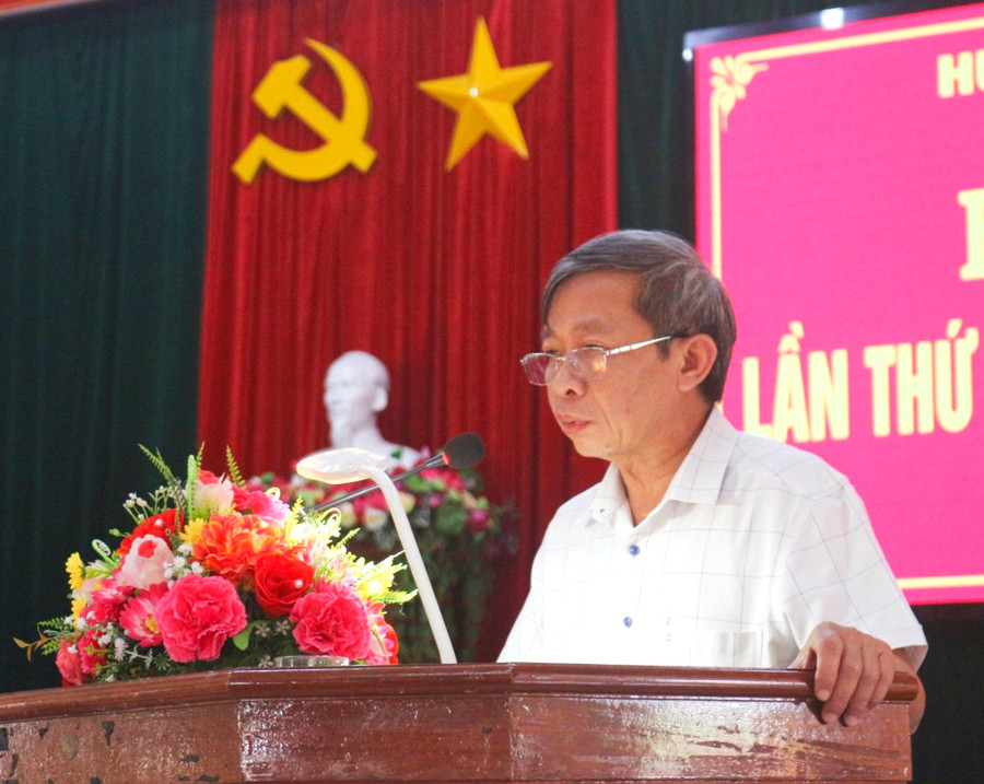 Đồng chí Huỳnh Thế Mạnh-Ủy viên Ban Thường vụ Tỉnh ủy, Trưởng Ban Tuyên giáo Tỉnh ủy Gia Lai phát biểu tại hội nghị. Ảnh: Hà Duyệt