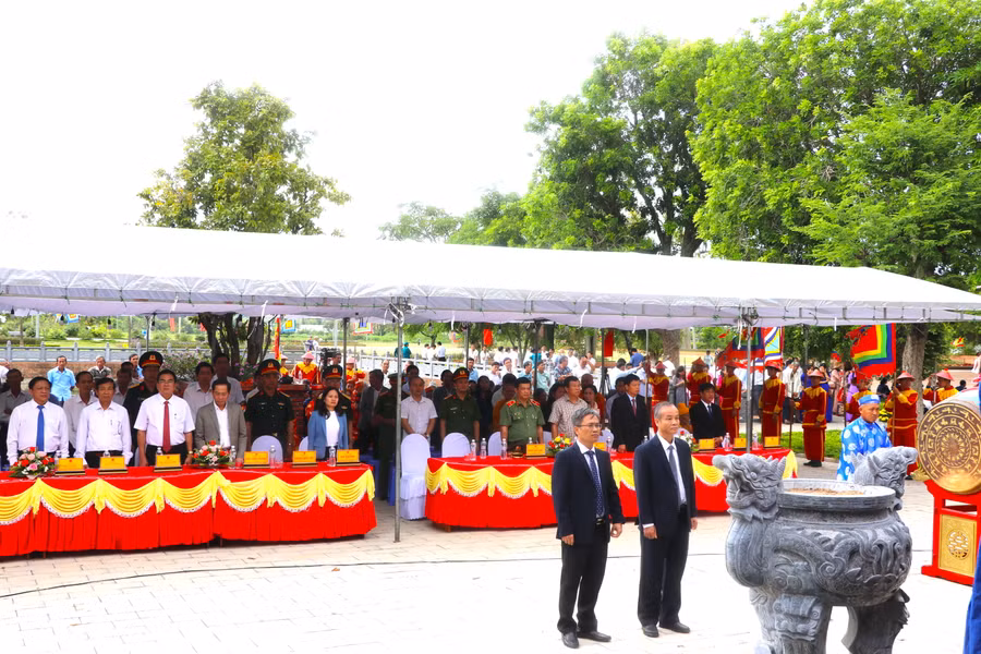 Quang cảnh buổi lễ. Ảnh: Ngọc Minh Quang cảnh buổi lễ. Ảnh: Ngọc Minh