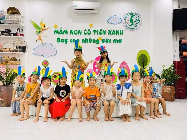 Các bé Trường mầm non Cô Tiên Xanh biểu diễn văn nghệ. ẢNH: NHÀ TRƯỜNG CUNG CẤP