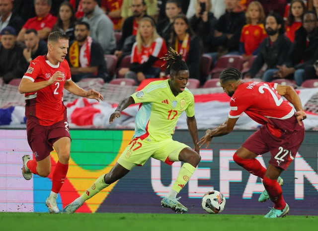 và Nico Williams phá nát hai hành lang của đội chủ nhà và Nico Williams phá nát hai hành lang của đội chủ nhà