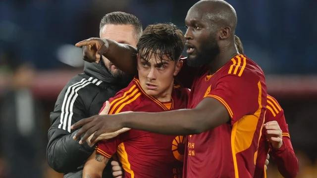 Bộ đôi Lukaku (phải) và Dybala vẫn tỏa sáng giúp AS Roma giành chiến thắng. Ảnh: AFP Bộ đôi Lukaku (phải) và Dybala vẫn tỏa sáng giúp AS Roma giành chiến thắng. Ảnh: AFP