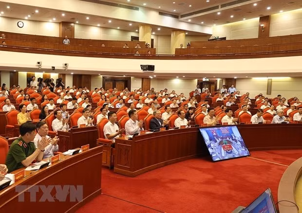 Các lãnh đạo Đảng, Nhà nước và đại biểu dự hội nghị. (Ảnh: Trí Dũng/TTXVN)