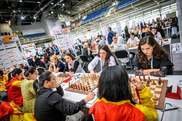 Tuyển nữ Việt Nam chạm trán Bulgaria ở vòng 9