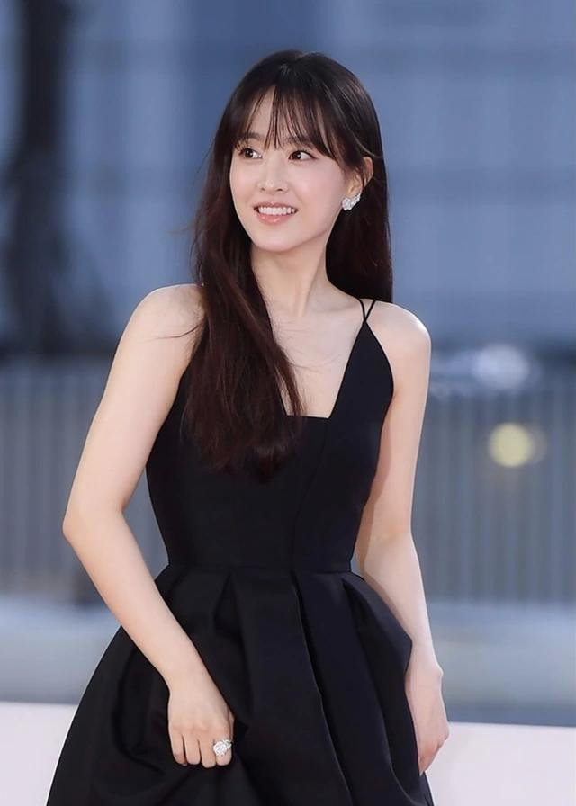 Sự nghiệp nghệ thuật của Park Bo Young ngày càng thăng tiến. ẢNH: INSTAGRAM NV