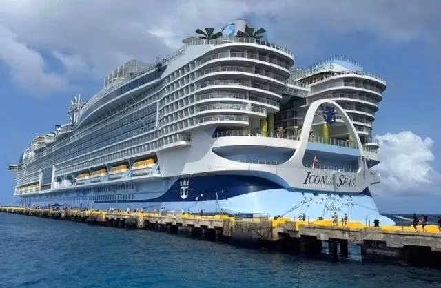 Icon of the Seas là du thuyền lớn nhất thế giới hiện tại, có thể chở 10.000 người Icon of the Seas là du thuyền lớn nhất thế giới hiện tại, có thể chở 10.000 người