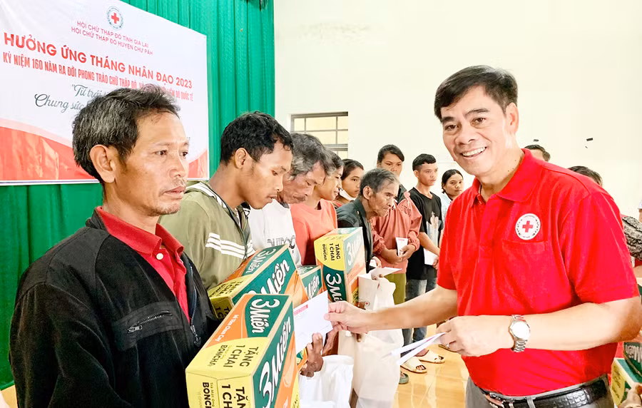 Trong Tháng Nhân đạo năm 2023, Gia Lai phấn đấu trợ giúp 25.000 lượt người có hoàn cảnh khó khăn. Ảnh: Như Nguyện