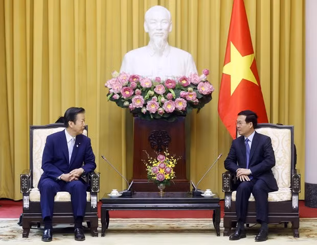 Chủ tịch nước Võ Văn Thưởng tiếp Chủ tịch Đảng Công minh Nhật Bản Yamaguchi Natsuo. (Ảnh: Thống Nhất/TTXVN)