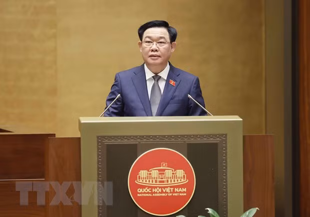 Chủ tịch Quốc hội Vương Đình Huệ phát biểu khai mạc phiên chất vấn và trả lời chất vấn. (Ảnh: Doãn Tấn/TTXVN)