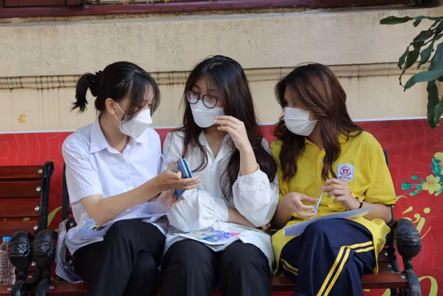 Thí sinh đạt giải cấp tỉnh hay chứng chỉ ngoại ngữ quốc tế không được ưu tiên trong tuyển sinh lớp 10. (Ảnh minh họa: TTXVN)