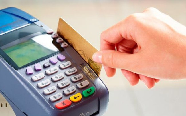Chủ tài khoản thanh toán vi phạm hành vi bị cấm về tài khoản thanh toán theo quy định sẽ bị đóng tài khoản (ảnh tư liệu) Chủ tài khoản thanh toán vi phạm hành vi bị cấm về tài khoản thanh toán theo quy định sẽ bị đóng tài khoản (ảnh tư liệu)