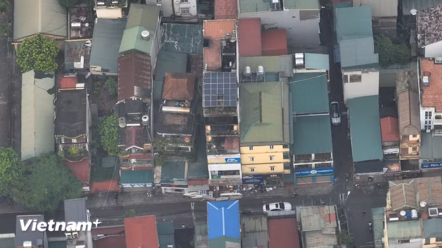 Phần lớn vụ cháy ở Hà Nội tập trung tại các khu đông đúc dân cư, không đảm bảo tiêu chuẩn về phòng cháy chữa cháy. (Ảnh: Hoài Nam/Vietnam+)