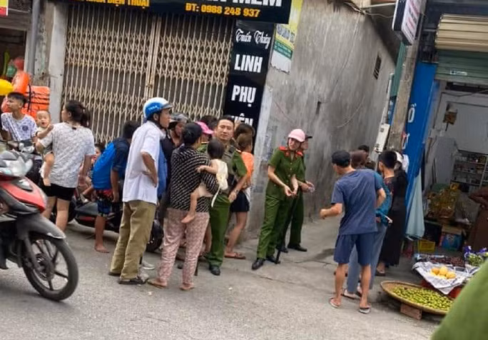 Công an điều tra vụ nổ súng ở TP biển Sầm Sơn - Ảnh 1. Hiện trường nơi xảy ra vụ nổ súng. Ảnh: MC