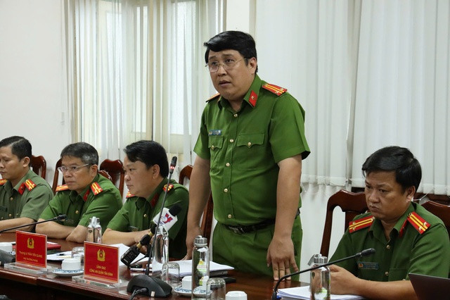 Lãnh đạo Công an quận Tân Bình (TP HCM) thông tin về đường dây mua bán trẻ em