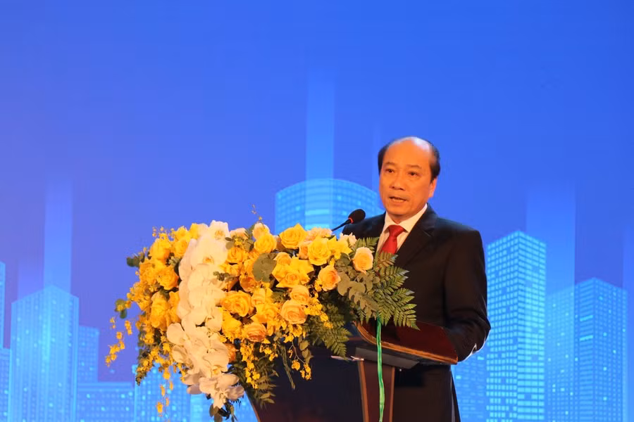 Ông Phạm Ngọc Nghị, Chủ tịch UBND tỉnh Đắk Lắk phát biểu tại Hội nghị. (Ảnh: Anh Dũng/TTXVN)