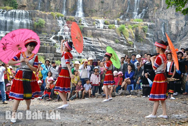 Nét văn hóa Tây Bắc giữa đại ngàn Tây Nguyên.