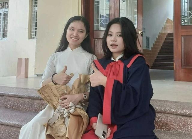 Phương đang là một trong 32 học sinh giỏi được lựa chọn tham gia ôn luyện vào đội tuyển quốc gia thi Olympic quốc tế môn sinh học