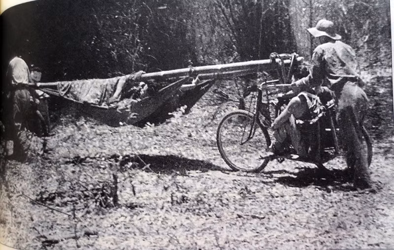 Tải thương binh tại chiến khu