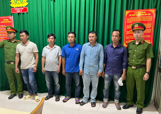 Công an TP HCM vừa tạm giam thêm 11 người Công an TP HCM vừa tạm giam thêm 11 người