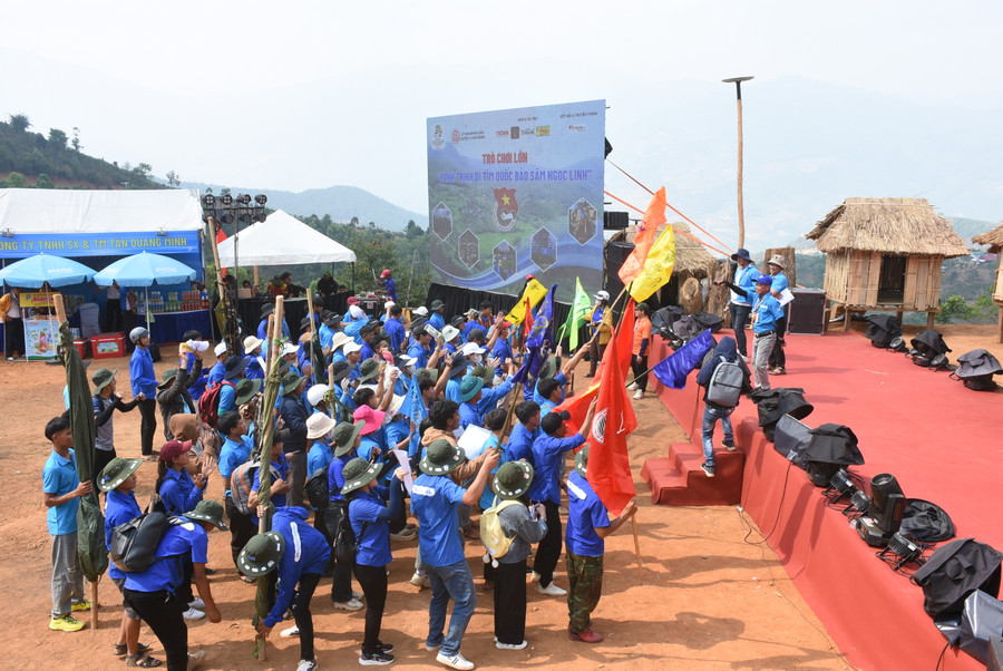 Cuộc thi đi tìm quốc bảo. Ảnh: HN