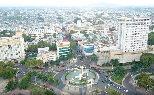 TP.Buôn Ma Thuột (Đắk Lắk) được định hướng xây dựng thành đô thị trung tâm vùng Tây nguyên. Ảnh: Trung Chuyên TP.Buôn Ma Thuột (Đắk Lắk) được định hướng xây dựng thành đô thị trung tâm vùng Tây nguyên. Ảnh: Trung Chuyên
