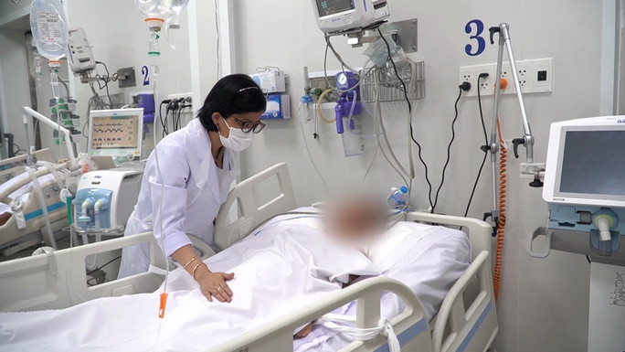 Hai mẹ con đang được điều trị tích cực Hai mẹ con đang được điều trị tích cực