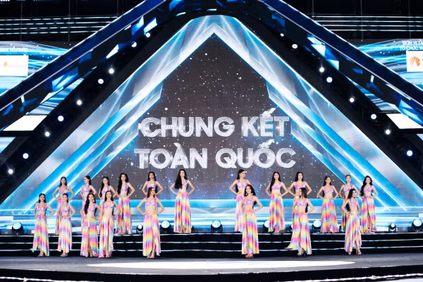 Mỗi năm có cả chục cuộc thi hoa hậu