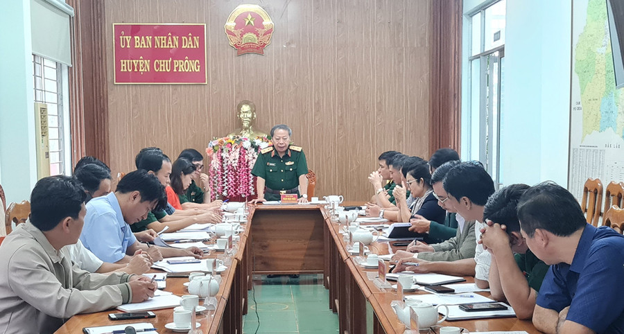 Quang cảnh buổi làm việc. Ảnh: Khánh Linh